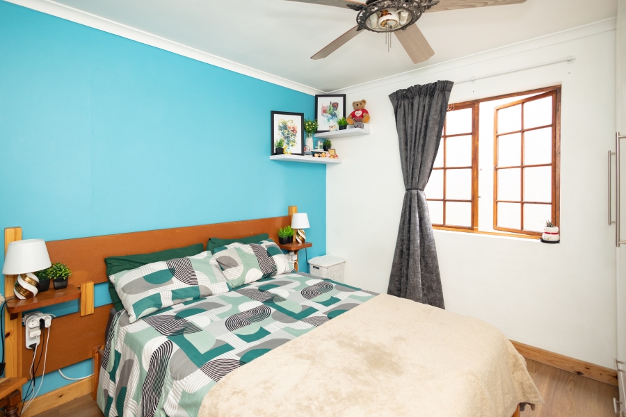 3 Bedroom Property for Sale in Protea Village Western Cape